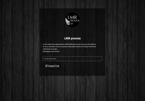 www.lmrpronos.com uses the Minimal Coming Soon WordPress plugin