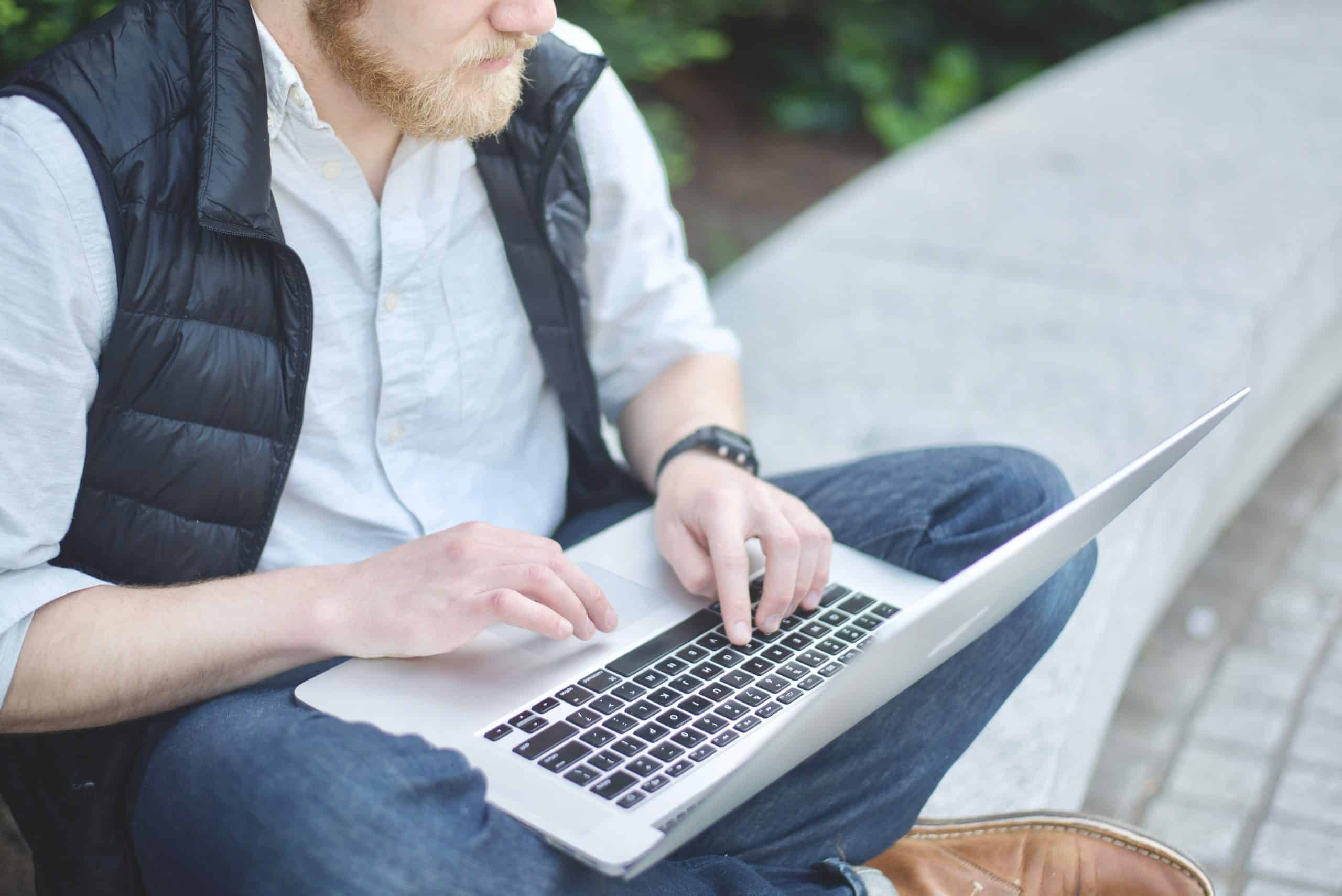 jotechgeeks typing