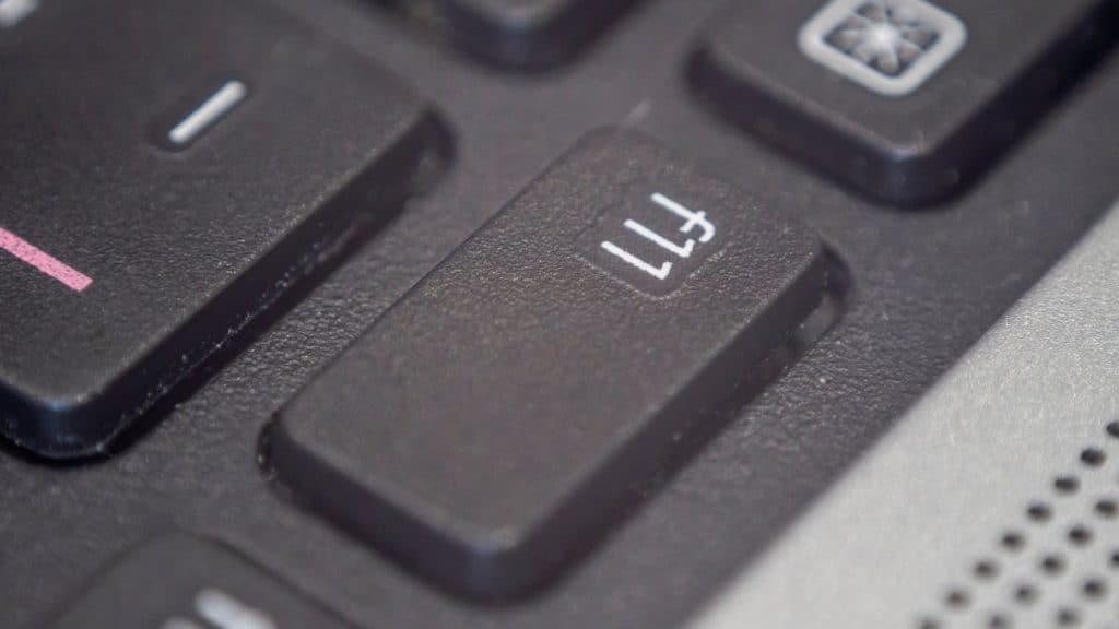 How to Exit Full-Screen Mode in Windows 11