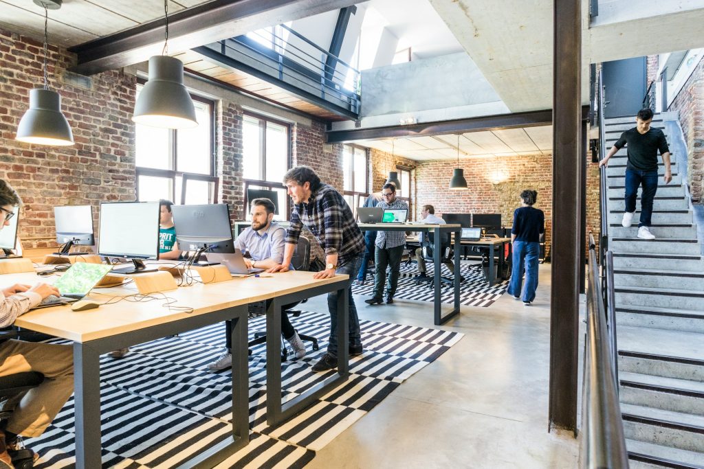 How Startups Can Win Over Elite Speakers for Their Events